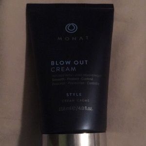 Monat blow out cream - new